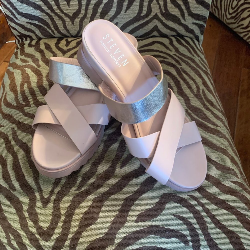 Nude and copper sandals